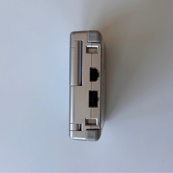 Game Boy Advance SP - Excellent Working Condition - Used, Vintage - Picture 5 of 14